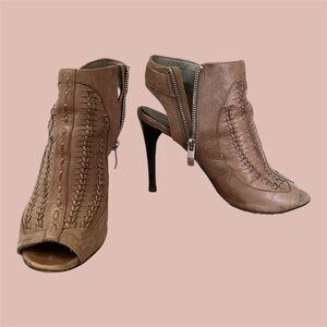 Vince V Camuto Heels